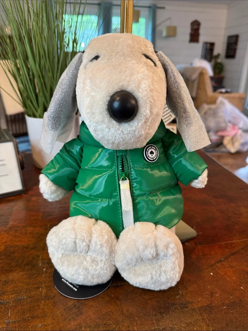 🩵kate spade x Peanuts Novelty Green Crossbody Bag Plush Snoopy in Puffer Jacket
